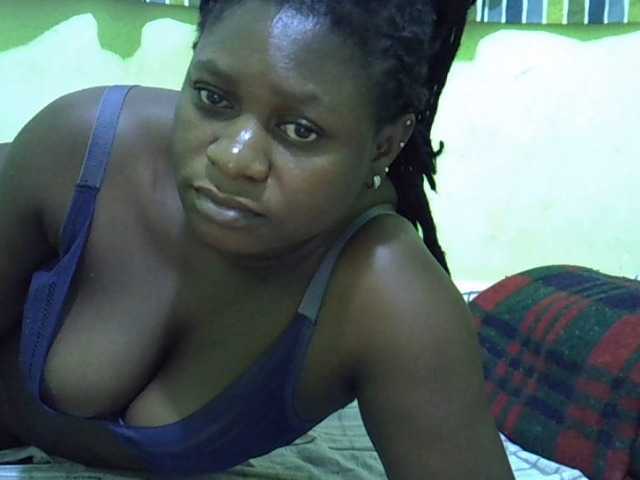 CUTE-LIZ from BongaCams is Freechat