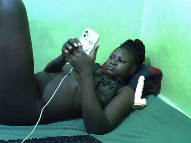 cute-liz Live Cam on BongaCams and RICams