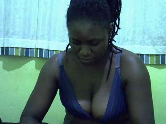 cute-liz Live Webcam on BongaCams