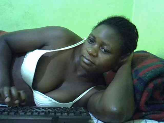 cute-liz Live Webcam on BongaCams