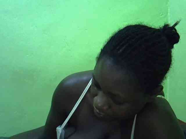 cute-liz Live Webcam on BongaCams