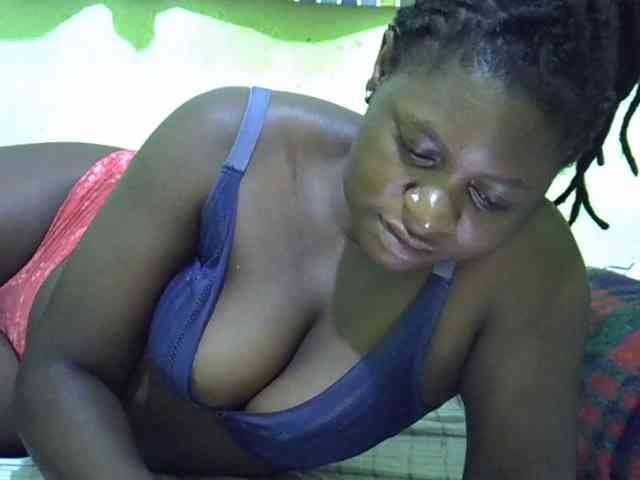 cute-liz Live Webcam on BongaCams