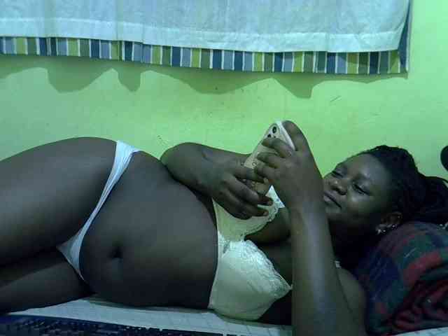 cute-liz Live Webcam on BongaCams