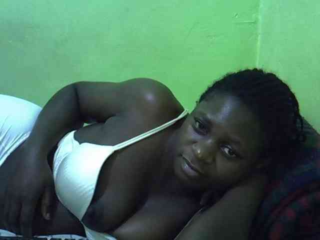 cute-liz Live Webcam on BongaCams