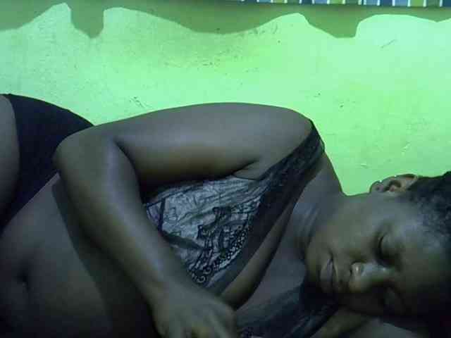 cute-liz Live Webcam on BongaCams