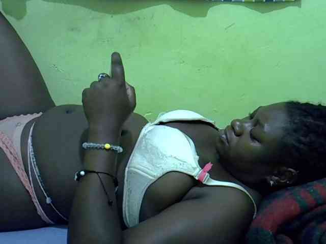 cute-liz Live Webcam on BongaCams