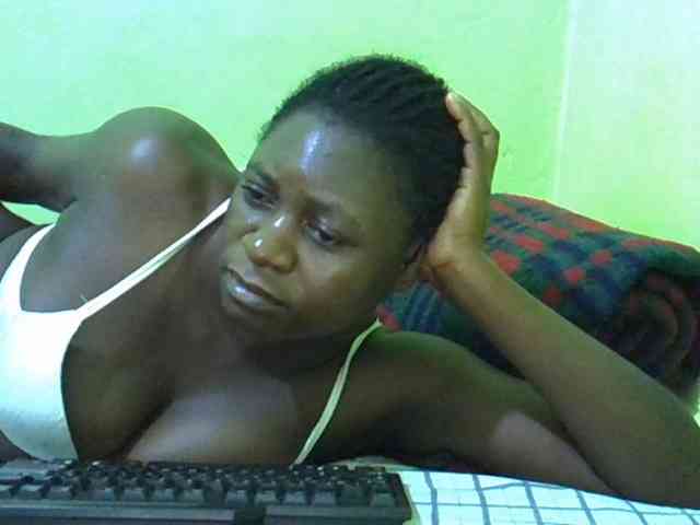 cute-liz Live Webcam on BongaCams