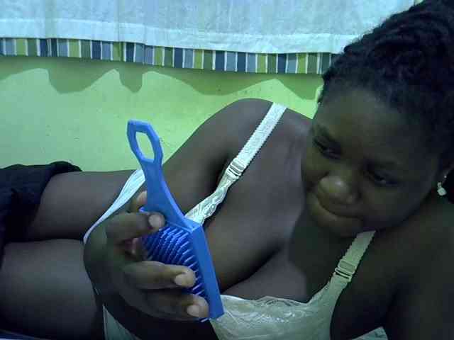 cute-liz Live Webcam on BongaCams