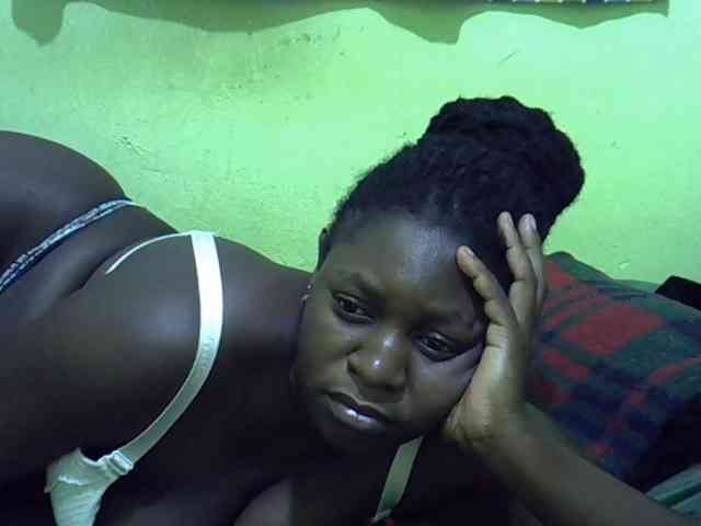 cute-liz Live Webcam on BongaCams