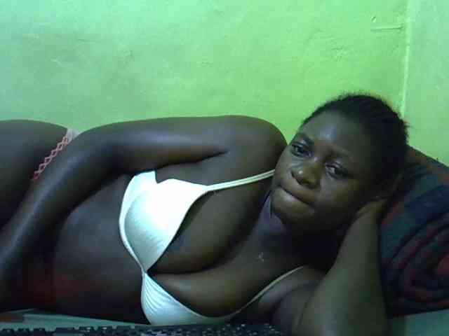 cute-liz Live Webcam on BongaCams