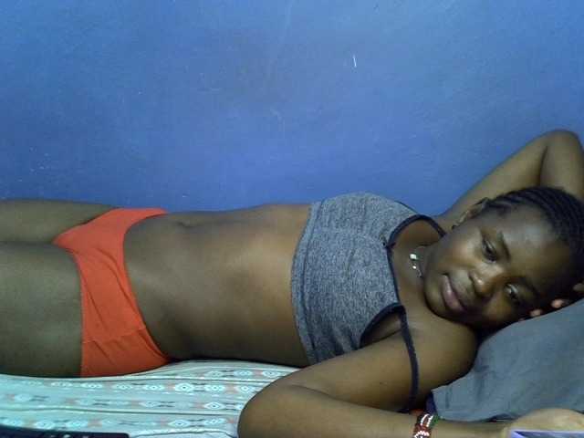 curvy-corazon webcam