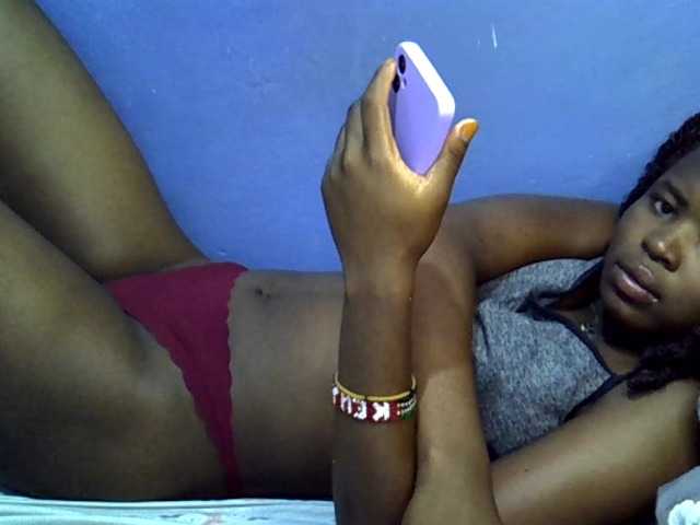 Preview of curvy-corazon