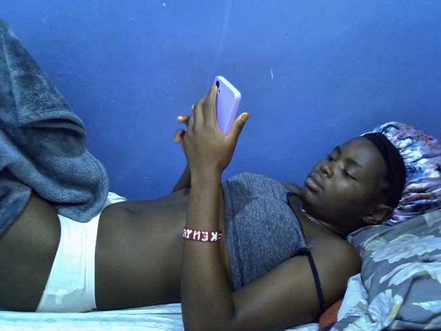 Preview of curvy-corazon