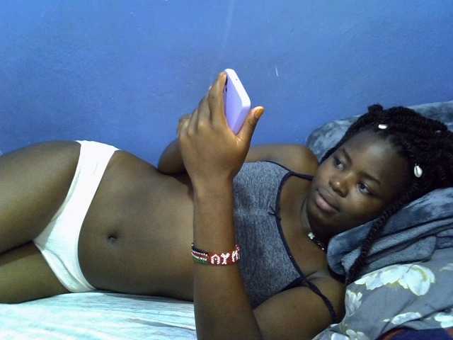 Preview of curvy-corazon