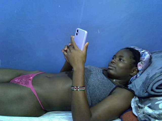 Preview of curvy-corazon