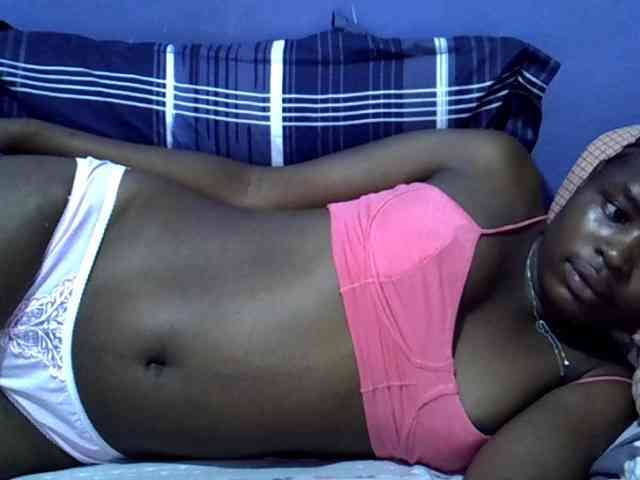 curvy-corazon webcam