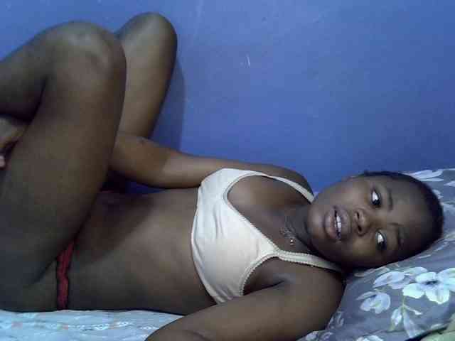 curvy-corazon webcam