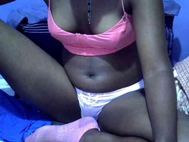 curvy-corazon webcam