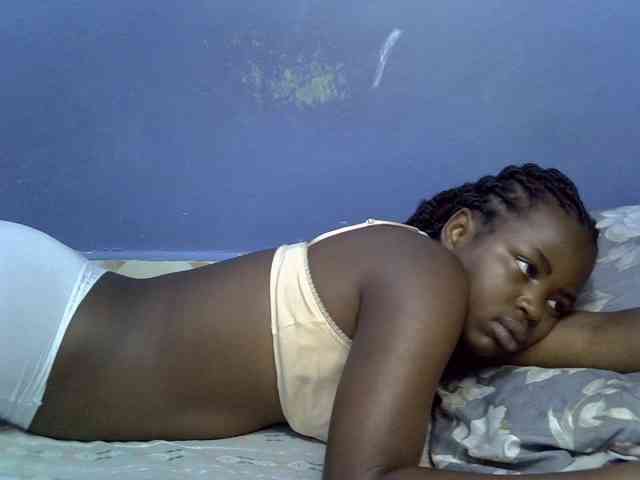 curvy-corazon webcam