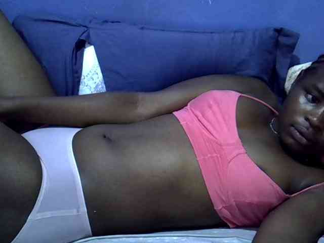 curvy-corazon webcam