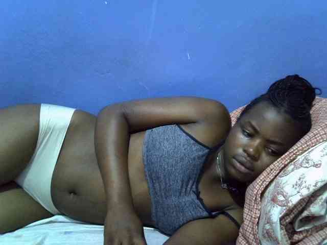 curvy-corazon webcam