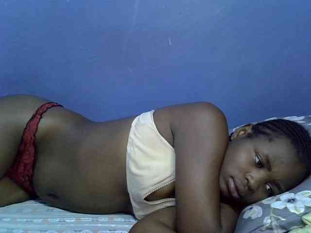 curvy-corazon webcam