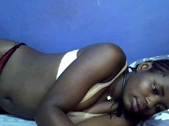 curvy-corazon webcam