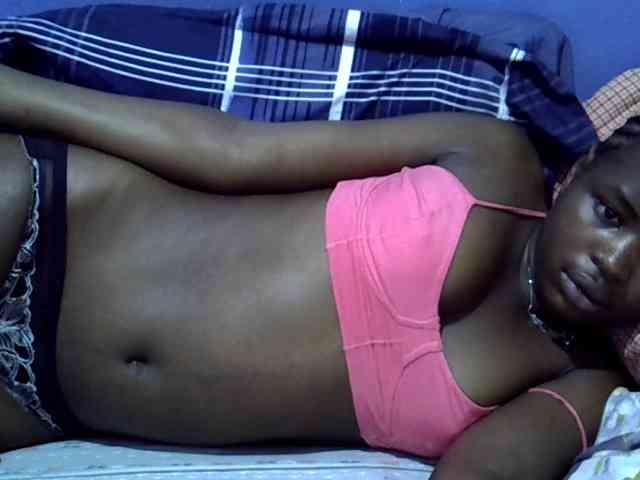curvy-corazon webcam