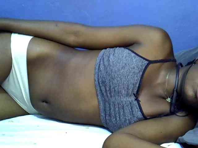curvy-corazon webcam