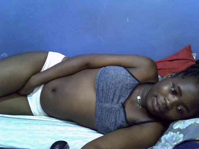 curvy-corazon webcam