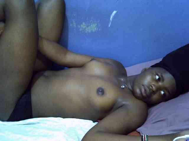 curvy-corazon webcam