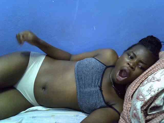 curvy-corazon webcam