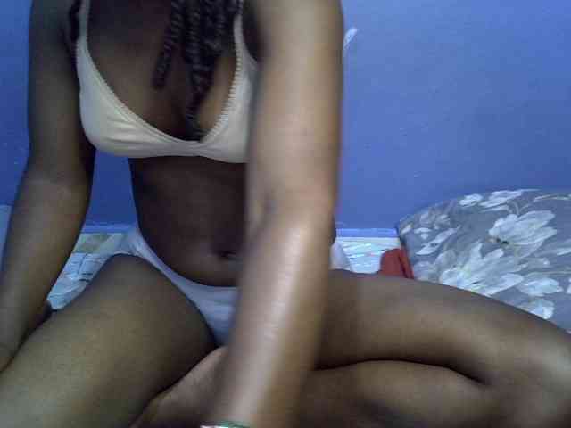 curvy-corazon webcam