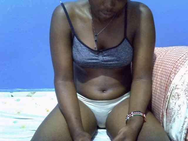 curvy-corazon webcam