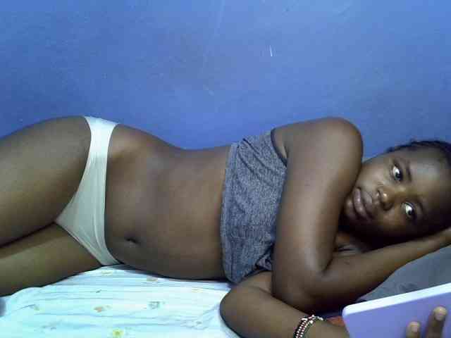 curvy-corazon webcam