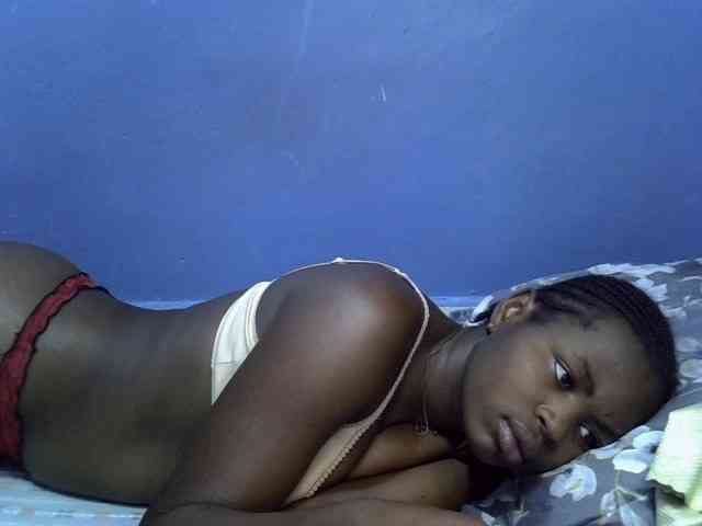 curvy-corazon webcam