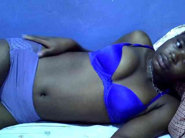 curvy-corazon webcam
