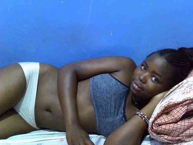 curvy-corazon webcam