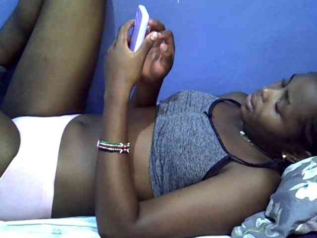 curvy-corazon webcam
