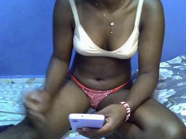 curvy-corazon webcam
