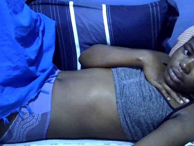 curvy-corazon webcam