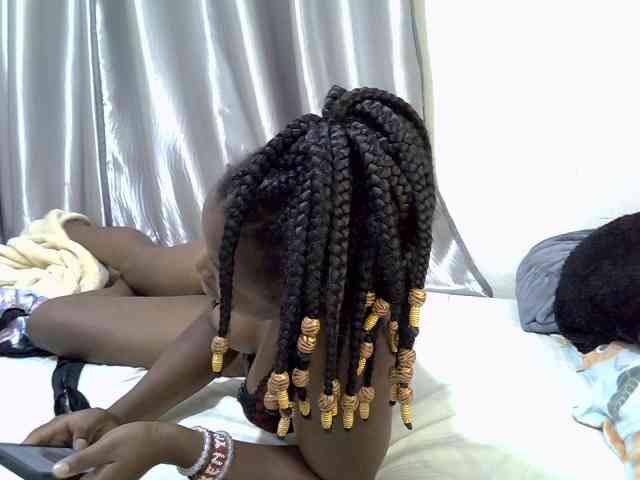 curvy-corazon webcam