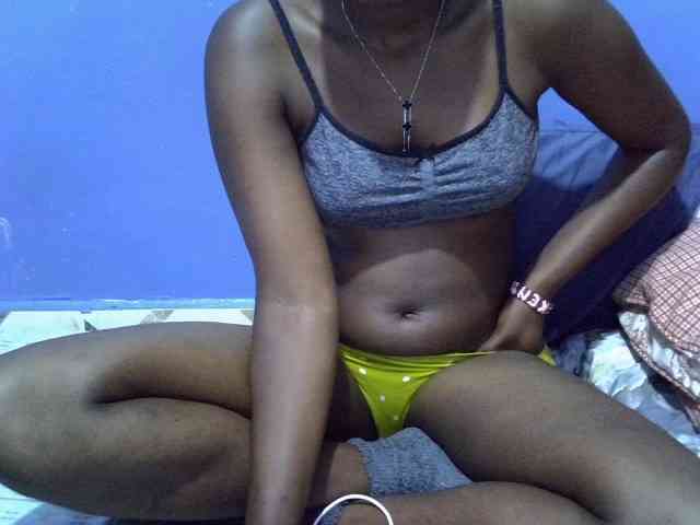 curvy-corazon webcam