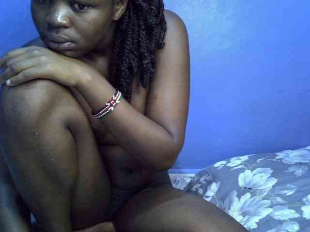 curvy-corazon webcam