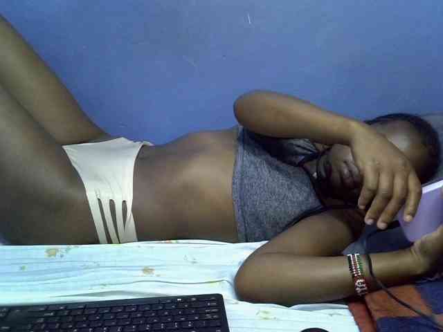 curvy-corazon webcam
