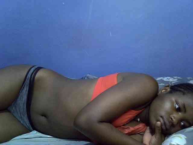curvy-corazon webcam