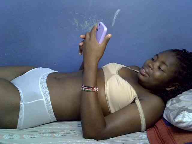 curvy-corazon webcam