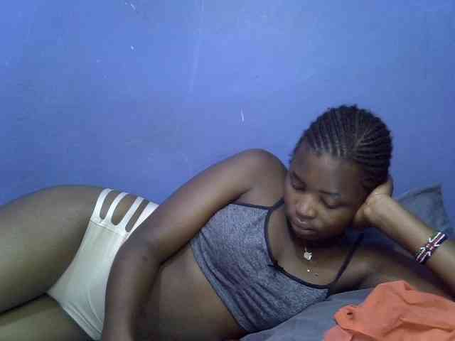 curvy-corazon webcam