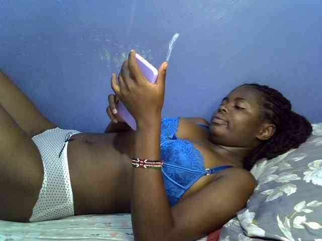 curvy-corazon webcam