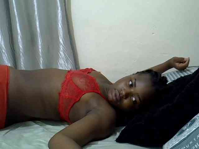 curvy-corazon webcam